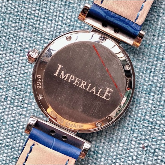 实拍 萧邦 IMPERIALE系列腕表 充满奢华璀璨的气息 光彩夺人 让你瞬间提升华丽的气质 瑞士石英机芯,蓝宝石水晶玻璃,表盘采用双层星辰珍珠贝母设计,极具吸引力 316精钢表壳 有皮带和全钢表带 尺寸36mm*9mm。 实拍 萧邦 IMPERIALE系列腕表 充满奢华璀璨的气息 光彩夺人 让你瞬间提升华丽的气质 瑞士石英机芯,蓝宝石水晶玻璃,表盘采用双层星辰珍珠贝母设计,极具吸引力 316精钢表壳 有皮带和全钢表带 尺寸36mm*9mm。