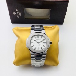 【PFF Factory新势力 新力作】V4最高升级版本 最高复刻 百达.翡丽PATEK PHILIPPE 优雅运动系列5711/1A鹦鹉螺！PFF震撼出品！钢表之王！1⃣️【机芯】全网最佳解毒方案，搭配百达.翡丽9015机改Cal.324自动上链一体机芯！精准稳定！2⃣️【表带】定制级人体工程学表带，钢带中珠是钻石型的，与正品相结合。3⃣️【尺寸】表壳尺寸40毫米，厚度仅9.0毫米，也与原装最接近。【PFF Factory】匠心之作 欢迎您的品鉴！