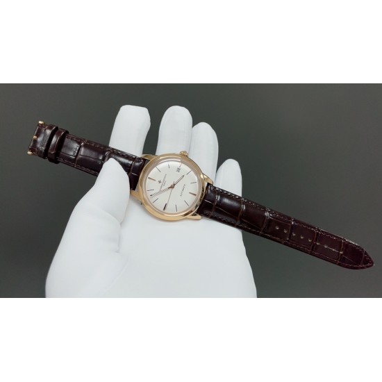 【TW 最新出品爆款推荐 】江诗丹顿Vacheron constantin 经典之美品鉴江诗.丹顿传袭系列腕表!TW制表师团队历时8个月精心设计,敢为人先,力求完美。 款式采用原装9015机芯,每小时振频28800次,零返修质量✅。TW厂独家研发壳套,独家的锅盖玻璃材质!直径40mm,超强3D立体感,超薄工艺。款式表盘上采用经典独家内影作为刻度,更显示出这款腕表的华贵气质。款式搭配意大利牛皮让手腕更贴合舒适 ⌚️江诗丹顿,你终将拥有的腕表 【TW 最新出品爆款推荐 】江诗丹顿Vacheron constantin 经典之美品鉴江诗.丹顿传袭系列腕表!TW制表师团队历时8个月精心设计,敢为人先,力求完美。 款式采用原装9015机芯,每小时振频28800次,零返修质量✅。TW厂独家研发壳套,独家的锅盖玻璃材质!直径40mm,超强3D立体感,超薄工艺。款式表盘上采用经典独家内影作为刻度,更显示出这款腕表的华贵气质。款式搭配意大利牛皮让手腕更贴合舒适 ⌚️江诗丹顿,你终将拥有的腕表