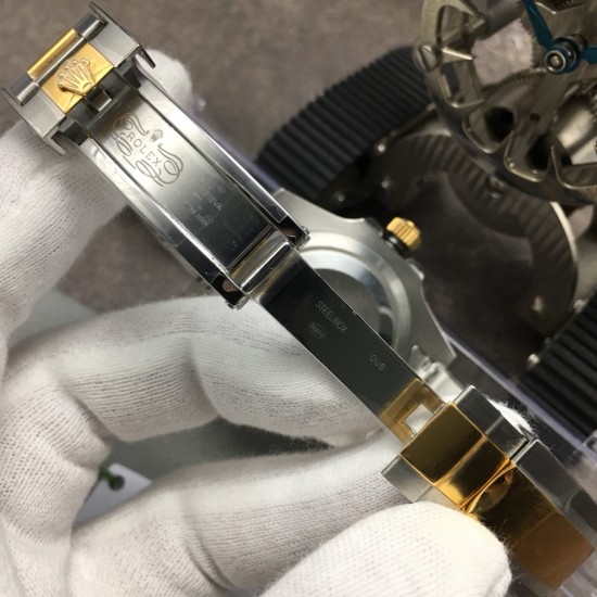 N9 Factory力作 V9版劳力士Rolex间金款,表圈和圈口刻度填色更逼真,直径40毫米x13毫米,搭载ETA2836自动机械机芯,904L精钢表壳表链,蓝宝石镜面,超强夜光,折叠扣,防水大于100米!N9匠心独运 专注品质 专注个性 值得你品鉴!(附送专用拆表工具+专用擦表布) N9 Factory力作 V9版劳力士Rolex间金款,表圈和圈口刻度填色更逼真,直径40毫米x13毫米,搭载ETA2836自动机械机芯,904L精钢表壳表链,蓝宝石镜面,超强夜光,折叠扣,防水大于100米!N9匠心独运 专注品质 专注个性 值得你品鉴!(附送专用拆表工具+专用擦表布)