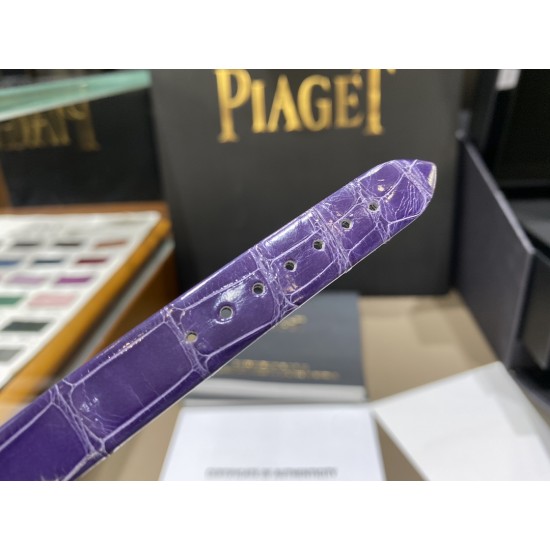全网女生听我的!买它…❤️。 伯爵“时来运转”顶级奢侈品入门款第一眼看到它的时候我一眼就中,首先是外观设计足够百搭,旋转式表圈可自由转动,外层一圈可来回转动 很有寓意、一起“转动,遇见非凡”。百搭中号34尺寸!上手很秀气,彩色鳄鱼皮可轻松拆卸 看上去就高端,机芯采用瑞士进口石英机芯,螺旋式表圈316L精钢打磨抛光 表面光亮如镜、表盘内圈钻石刻度 11颗⭕️圆形美钻、外圈42颗圆形美钻 全网女生听我的!买它…❤️。 伯爵“时来运转”顶级奢侈品入门款第一眼看到它的时候我一眼就中,首先是外观设计足够百搭,旋转式表圈可自由转动,外层一圈可来回转动 很有寓意、一起“转动,遇见非凡”。百搭中号34尺寸!上手很秀气,彩色鳄鱼皮可轻松拆卸 看上去就高端,机芯采用瑞士进口石英机芯,螺旋式表圈316L精钢打磨抛光 表面光亮如镜、表盘内圈钻石刻度 11颗⭕️圆形美钻、外圈42颗圆形美钻