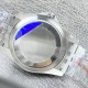 (严选)劳力士Rolex Sky-Dweller 天行者,尺寸42MM,沉稳可靠、雍容大度!表圈采用劳力士Ring Command三角坑纹,旋转外圈可调转月份功能!抗刮损蓝宝石水晶,防反光凸透式放大日历窗!有五珠联动表带,也有蚝式三排链节 !蚝式摺扣配5毫米易调链节伸展系统【表盘】放射太阳纹理,刻度12小窗口红点月 份显示【机芯】搭载全自动机械9001机芯【功能】日期显示 月份显示 年历显示 双时区!zf 厂出品,出货实拍 (严选)劳力士Rolex Sky-Dweller 天行者,尺寸42MM,沉稳可靠、雍容大度!表圈采用劳力士Ring Command三角坑纹,旋转外圈可调转月份功能!抗刮损蓝宝石水晶,防反光凸透式放大日历窗!有五珠联动表带,也有蚝式三排链节 !蚝式摺扣配5毫米易调链节伸展系统【表盘】放射太阳纹理,刻度12小窗口红点月 份显示【机芯】搭载全自动机械9001机芯【功能】日期显示 月份显示 年历显示 双时区!zf 厂出品,出货实拍