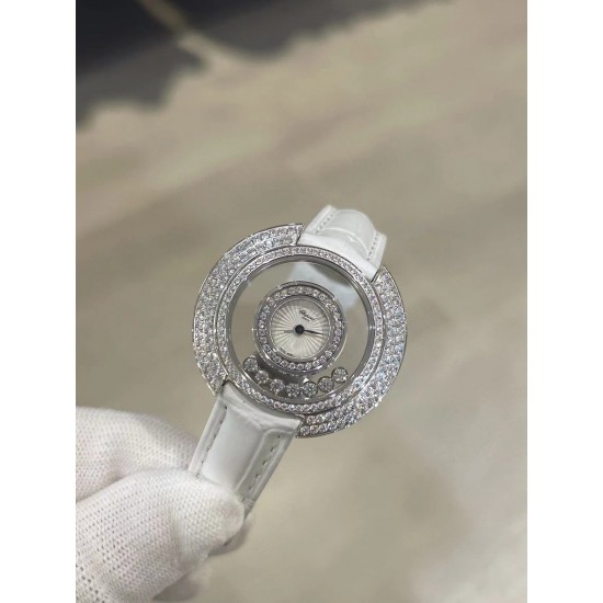 萧邦最新款奢华镶钻白富美的名媛感！飞碟造型 优雅精致体现在细节各种质感 瑞士石英表 说不出的各种美[色]女神必备