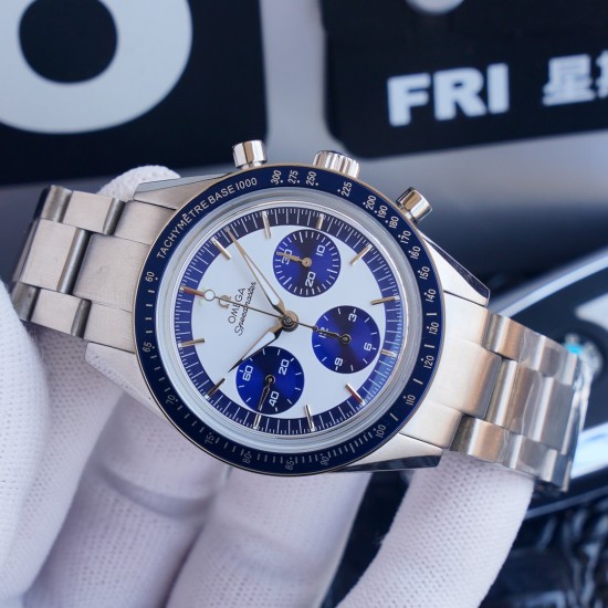 欧米茄 OMEGA 超霸系列升级版全新上市,再续非凡传奇,经典文艺 、霸气十足、搭配原装进口7750全自动机械机芯(零返修)直径41mm,厚度:11mm,汇集星期,月份,日期显示等多功能于一身。最佳男士腕表之美誉,蓝宝石镜面、奥氏体316L精钢表壳,PVD炉内电镀工艺,意大利精致小牛皮,904钢带欢迎订购⚠️请认准独家品质 欧米茄 OMEGA 超霸系列升级版全新上市,再续非凡传奇,经典文艺 、霸气十足、搭配原装进口7750全自动机械机芯(零返修)直径41mm,厚度:11mm,汇集星期,月份,日期显示等多功能于一身。最佳男士腕表之美誉,蓝宝石镜面、奥氏体316L精钢表壳,PVD炉内电镀工艺,意大利精致小牛皮,904钢带欢迎订购⚠️请认准独家品质