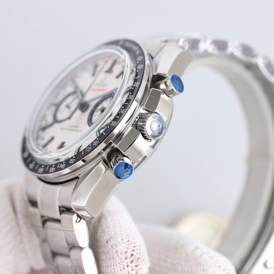 OMEGA 欧米茄 赛车计时码表【SPEEDMASTER】TVS自主研发自制9900机芯,3点盘为【12小时】和【60分钟】累积计时盘。所有功能及外观与原版一致,TVS匠心之作【1】钢材都是采用进口AISI316L特钢加硬处理制造,所以硬度都达到240HV,你看到的表壳沙纹清晰细腻洁白没有气孔完美缔造还原正品一样材质【2】通透弧拱形蓝宝石水晶玻璃镜面另表盘更加凸显【3】哑光表盘搭配镀白金条钉,夜光采用进口超强夜光粉制造【4】超霸月球系列搭配精钢表带与进口牛皮带,表带与陶瓷圈可以原版互换。 OMEGA 欧米茄 赛车计时码表【SPEEDMASTER】TVS自主研发自制9900机芯,3点盘为【12小时】和【60分钟】累积计时盘。所有功能及外观与原版一致,TVS匠心之作【1】钢材都是采用进口AISI316L特钢加硬处理制造,所以硬度都达到240HV,你看到的表壳沙纹清晰细腻洁白没有气孔完美缔造还原正品一样材质【2】通透弧拱形蓝宝石水晶玻璃镜面另表盘更加凸显【3】哑光表盘搭配镀白金条钉,夜光采用进口超强夜光粉制造【4】超霸月球系列搭配精钢表带与进口牛皮带,表带与陶瓷圈可以原版互换。