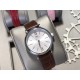 实拍【IWC 2019推出女士全新 Portofino波涛菲诺系列】1⃣️:壳套尺寸34mm/8.8mm采用316精钢材质打磨,每个壳套全程CNC处理所有细节达到完美2⃣️:采用进口日本9015天文台级别经过本厂严格把控 调试 达到零返修稳定性3⃣️:采用瑞士蓝宝石镜面 通透明亮4⃣️字面采用简洁的条丁罗马和表盘十二颗 设计呈现出精致典雅之感5⃣️:表带采用原装快速更换系统 搭配意大利小牛皮皮质柔软细腻:有六种颜色可选(绿色,兰色,黑色,深棕,酒红,粉色)6⃣️:原装表扣采用316精钢材质打磨 实拍【IWC 2019推出女士全新 Portofino波涛菲诺系列】1⃣️:壳套尺寸34mm/8.8mm采用316精钢材质打磨,每个壳套全程CNC处理所有细节达到完美2⃣️:采用进口日本9015天文台级别经过本厂严格把控 调试 达到零返修稳定性3⃣️:采用瑞士蓝宝石镜面 通透明亮4⃣️字面采用简洁的条丁罗马和表盘十二颗 设计呈现出精致典雅之感5⃣️:表带采用原装快速更换系统 搭配意大利小牛皮皮质柔软细腻:有六种颜色可选(绿色,兰色,黑色,深棕,酒红,粉色)6⃣️:原装表扣采用316精钢材质打磨
