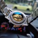 劳力士 ROLEX R2 简约而典雅的316L精钢壳套 镶入钨钢材质 台湾工厂最高工艺塑造 搭载最新原装进口机械机芯(零返修)蓝宝石防刮镜面,原装蝴蝶按扣,塑造顶级完美腕表。绅士所拥有的标准尺寸40mm*11mm。高贵雅致及精美细腻的工艺!对完美的不懈追求 三杰精致推荐男士机械腕表 SJ为你精心制作超真实写照 劳力士 ROLEX R2 简约而典雅的316L精钢壳套 镶入钨钢材质 台湾工厂最高工艺塑造 搭载最新原装进口机械机芯(零返修)蓝宝石防刮镜面,原装蝴蝶按扣,塑造顶级完美腕表。绅士所拥有的标准尺寸40mm*11mm。高贵雅致及精美细腻的工艺!对完美的不懈追求 三杰精致推荐男士机械腕表 SJ为你精心制作超真实写照