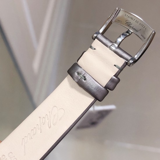 实拍 《YF》正品开模 新品推出 萧邦快乐钻278559-3003 采用手工丝绸带无法掩饰的奢华感 YF一直追求与原装一致 不胡乱修改任何原装没有的款式。 实拍 《YF》正品开模 新品推出 萧邦快乐钻278559-3003 采用手工丝绸带无法掩饰的奢华感 YF一直追求与原装一致 不胡乱修改任何原装没有的款式。