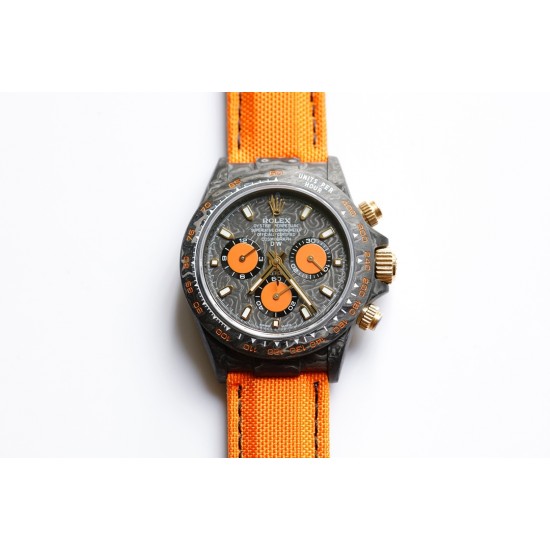 劳力士Rolex Daytona全碳纤维宇宙计时迪通拿横空出世 这款获得瑞士天文台认证的首款全碳纤迪通拿搭载全自动计时7750机械机芯 均调校测试 表盘配蜗形小秒针盘 蓝宝石抗刮损水晶镜面 碳纤维字面 完美复刻 原装同步魔术贴帆布带/橡树胶带 原装扣 更加柔软舒适 方便佩戴 爱不释手的劳力士迪通拿 品不完的一劳永逸!!! 劳力士Rolex Daytona全碳纤维宇宙计时迪通拿横空出世 这款获得瑞士天文台认证的首款全碳纤迪通拿搭载全自动计时7750机械机芯 均调校测试 表盘配蜗形小秒针盘 蓝宝石抗刮损水晶镜面 碳纤维字面 完美复刻 原装同步魔术贴帆布带/橡树胶带 原装扣 更加柔软舒适 方便佩戴 爱不释手的劳力士迪通拿 品不完的一劳永逸!!!