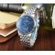 Jaeger-leCoultre Master Ultra Thin Moon积家超薄月相大师系列42mm腕表,简洁的线条设计,赏心悦目的表盘。 显示令表盘尽显活力,6位24小时指针宛如一幕和谐美妙的腕上芭蕾。透过玻璃底盖,机芯运行一目了然。这款厚度仅5.8毫米的超薄机芯向世人证实,超凡的技艺和极尽复杂的功能可以在狭小的空间内完美展现。顶级出品 精品不断 Jaeger-leCoultre Master Ultra Thin Moon积家超薄月相大师系列42mm腕表,简洁的线条设计,赏心悦目的表盘。 显示令表盘尽显活力,6位24小时指针宛如一幕和谐美妙的腕上芭蕾。透过玻璃底盖,机芯运行一目了然。这款厚度仅5.8毫米的超薄机芯向世人证实,超凡的技艺和极尽复杂的功能可以在狭小的空间内完美展现。顶级出品 精品不断
