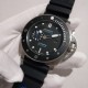 沛纳海新款系列:SUBMERSIBLE 潜行系列型号:PAM00683尺寸:直径47mm,厚度15mm玻璃:高硬度矿物质玻璃圈口:可逆时针方向旋转陶瓷圈口表带:舒适硅胶带表扣:原装针扣机芯:装配天津全自动机芯至臻精品，魅力呈现，欢迎转载