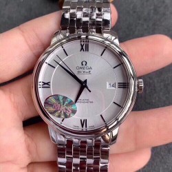 OMEGA 欧米茄 碟飞系列腕表。优雅纤薄的外表，抓住每一个细节，完美诠释原装优雅商务的经典魅力！腕表尺寸39.5mm！精磨抛亮！