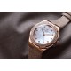 ★实拍 Vacheron Constantin江诗丹顿纵横四海系列OVERSEAS女款小号型2300v/2305v【表壳】表径3610.8mm 同步原装 质感细腻大方 蓝宝石镜面【字面】表盘经旭日纹缎面拉丝工艺处理 深邃优雅 18k金时标均带白色夜光涂层【机芯】CITIZEN8系列改Cal.5300机芯(机芯稳定零返修 )后原装18k纳米镀金质摆陀【表带扣】半马其他十字三片折叠式表扣 进口牛皮表带越欣赏 越懂欣赏 ★实拍 Vacheron Constantin江诗丹顿纵横四海系列OVERSEAS女款小号型2300v/2305v【表壳】表径3610.8mm 同步原装 质感细腻大方 蓝宝石镜面【字面】表盘经旭日纹缎面拉丝工艺处理 深邃优雅 18k金时标均带白色夜光涂层【机芯】CITIZEN8系列改Cal.5300机芯(机芯稳定零返修 )后原装18k纳米镀金质摆陀【表带扣】半马其他十字三片折叠式表扣 进口牛皮表带越欣赏 越懂欣赏