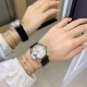 实拍 最新配色 特别款 最强副本萧邦CHOPARD快乐钻系列(原版开模)「中号36mm 」历时一年多研发终于面世,在蓝气球已经是女士标配的时代 萧邦快乐钻系列女表脱颖而出,成为时尚界追捧的一股潮流!此款不但能凸显出钻石的高贵而且更是「女神」最渴望拥有腕表之一 轻松出席各种场合不会出现「同款尴尬」【表带】标配美洲鳄鱼皮 【机芯】采用TOP级海鸥2892机芯,每颗机芯都经制表师的精调细选,确保带来稳定可靠的精准走时。绝世精品!图为36尺寸 实拍 最新配色 特别款 最强副本萧邦CHOPARD快乐钻系列(原版开模)「中号36mm 」历时一年多研发终于面世,在蓝气球已经是女士标配的时代 萧邦快乐钻系列女表脱颖而出,成为时尚界追捧的一股潮流!此款不但能凸显出钻石的高贵而且更是「女神」最渴望拥有腕表之一 轻松出席各种场合不会出现「同款尴尬」【表带】标配美洲鳄鱼皮 【机芯】采用TOP级海鸥2892机芯,每颗机芯都经制表师的精调细选,确保带来稳定可靠的精准走时。绝世精品!图为36尺寸