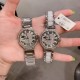 卡地亚 CARTIER 蓝气球满钻系列腕表。316L精钢材质,伦敦时尚风格、日月星辰大框显示,星空运转、时间流淌 特殊工艺切割方钻镶嵌圈口、个性完美,搭载进口石英机芯、走时精准,进口高亮漆牛皮带配原装折叠扣。完美演绎。尺寸36mm*8mm。 卡地亚 CARTIER 蓝气球满钻系列腕表。316L精钢材质,伦敦时尚风格、日月星辰大框显示,星空运转、时间流淌 特殊工艺切割方钻镶嵌圈口、个性完美,搭载进口石英机芯、走时精准,进口高亮漆牛皮带配原装折叠扣。完美演绎。尺寸36mm*8mm。