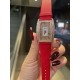 伯爵-piaget-G0A33091女士腕表，水桶形的表壳别具一格，独特的绢布表带搭配原版针扣，完美结合，尽显奢华时尚气质。原装瑞士机芯，316L精钢表壳，度18k白金和玫瑰金，尺寸27x38mm备受喜爱、值得拥有[机智][耶]实物超美