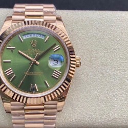 ROLEX 劳力士 星期日志型！1⃣️ 蓝宝石镜面，日历2.5倍放大镜，效果同步原版。2⃣️蚝式表壳结构，一体中层表壳，旋入式底盖及上链表冠。3⃣️结构尺寸厚度同步原装，直径40mm4⃣️搭载2836自动上链机芯，快调瞬跳星期日历、做到调时、厚度、结构同步原版。