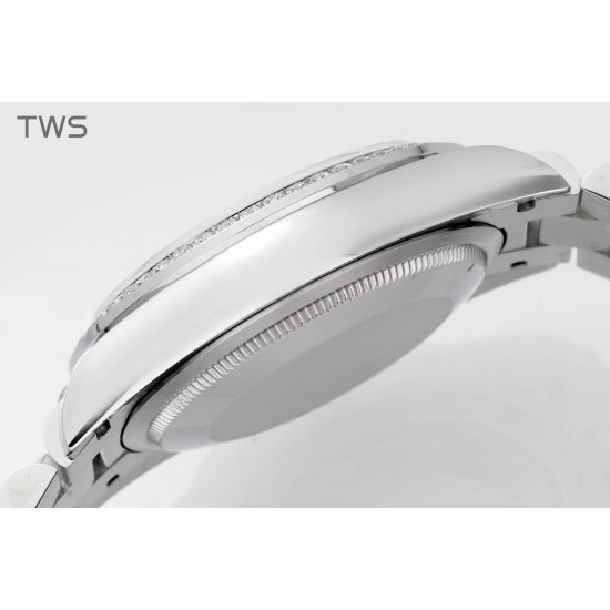 性价比五星推荐tws新品 双历劳力士星期日志 尺寸36Mm 自动机械、蓝宝石镜面,搭配隐形式摺叠皇冠带扣,贴合手腕,整体更细腻舒适。 性价比五星推荐tws新品 双历劳力士星期日志 尺寸36Mm 自动机械、蓝宝石镜面,搭配隐形式摺叠皇冠带扣,贴合手腕,整体更细腻舒适。