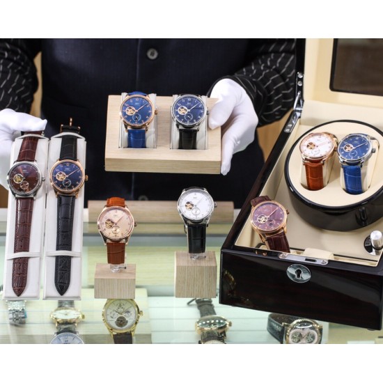品牌：万国 IWC表带：真牛皮/316L精钢表带机芯：全自动机械机芯材料：矿物质超强镜面尺寸：直径41mm厚12mm！