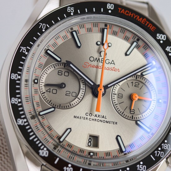 OMEGA 欧米茄 赛车计时码表【SPEEDMASTER】TVS自主研发自制9900机芯,3点盘为【12小时】和【60分钟】累积计时盘。所有功能及外观与原版一致,TVS匠心之作【1】钢材都是采用进口AISI316L特钢加硬处理制造,所以硬度都达到240HV,你看到的表壳沙纹清晰细腻洁白没有气孔完美缔造还原正品一样材质【2】通透弧拱形蓝宝石水晶玻璃镜面另表盘更加凸显【3】哑光表盘搭配镀白金条钉,夜光采用进口超强夜光粉制造【4】超霸月球系列搭配精钢表带与进口牛皮带,表带与陶瓷圈可以原版互换。 OMEGA 欧米茄 赛车计时码表【SPEEDMASTER】TVS自主研发自制9900机芯,3点盘为【12小时】和【60分钟】累积计时盘。所有功能及外观与原版一致,TVS匠心之作【1】钢材都是采用进口AISI316L特钢加硬处理制造,所以硬度都达到240HV,你看到的表壳沙纹清晰细腻洁白没有气孔完美缔造还原正品一样材质【2】通透弧拱形蓝宝石水晶玻璃镜面另表盘更加凸显【3】哑光表盘搭配镀白金条钉,夜光采用进口超强夜光粉制造【4】超霸月球系列搭配精钢表带与进口牛皮带,表带与陶瓷圈可以原版互换。