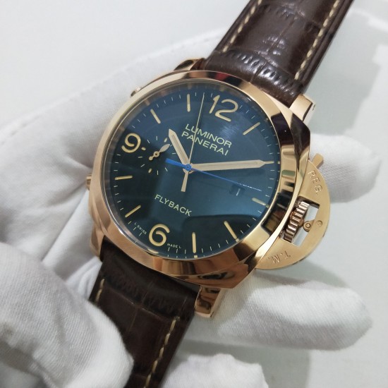 [太阳][太阳]沛纳海精品男士机械表FLYBACK，热卖款型号PAM00525，LUMINOR 1950系列，直径44mm,厚度15mm,316L精钢玫瑰金壳，高硬度矿物质玻璃，真皮咖啡皮带，装配海鸥全自动机芯。卓越品质，引领潮流！欢迎转载！[愉快][愉快]