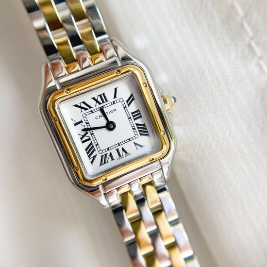 Panthre de Cartier / double chain Width 22mm.Length 30mm. Chain length 44cm卡地亚猎豹系列腕表/双圈表链宽度22mm 长度30mm 链条长度44cm瑞士进口石英机芯,316L精钢表壳表链。蓝晶石表冠,蓝宝石镜面,淬火钢蓝指针,双圈环绕链条,便捷珠宝扣。 Panthre de Cartier / double chain Width 22mm.Length 30mm. Chain length 44cm卡地亚猎豹系列腕表/双圈表链宽度22mm 长度30mm 链条长度44cm瑞士进口石英机芯,316L精钢表壳表链。蓝晶石表冠,蓝宝石镜面,淬火钢蓝指针,双圈环绕链条,便捷珠宝扣。
