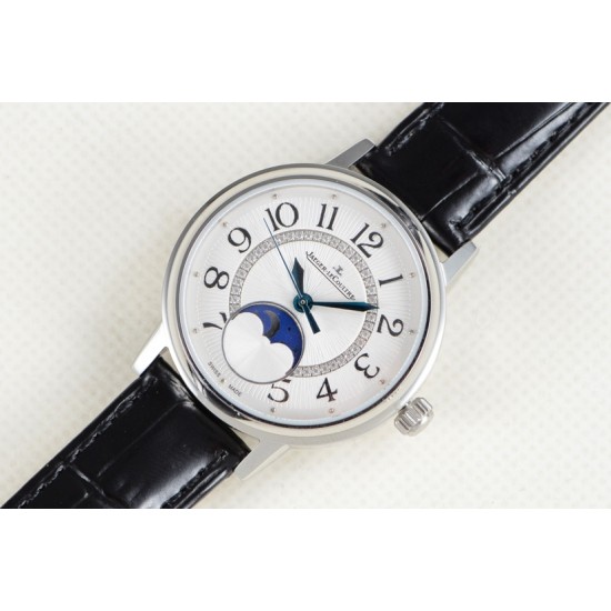 JL Factory最新力作 原版复刻 Jaeger-LeCoultre☘️积家Rendez-VousMoon月相腕表女神必备腕表,精钢/玫瑰金表壳,直径34mm,功能:日历.昼夜星晨,时分秒显示功能,功能与专柜一致,镶钻表圈,蓝宝石水晶表镜表背,银色玑镂表盘,精钢/玫瑰金指针,搭载925A/1自动上链机芯,动力存储40小时,防水50米。JL匠心之作 值得你品鉴! JL Factory最新力作 原版复刻 Jaeger-LeCoultre☘️积家Rendez-VousMoon月相腕表女神必备腕表,精钢/玫瑰金表壳,直径34mm,功能:日历.昼夜星晨,时分秒显示功能,功能与专柜一致,镶钻表圈,蓝宝石水晶表镜表背,银色玑镂表盘,精钢/玫瑰金指针,搭载925A/1自动上链机芯,动力存储40小时,防水50米。JL匠心之作 值得你品鉴!