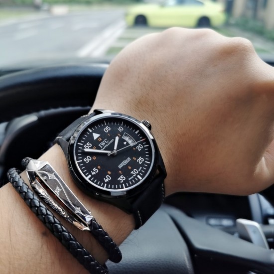 SJ出品 万国 IWC R18 超强夜光、搭载日本原装机芯 (零返修)意大利进口小牛皮表带/316精钢表带,蓝宝石玻璃 表盘直径41MM 厚度11MM 三杰精致推荐男士机械腕表 SJ为你精心挑选超真实实物图拍照 SJ出品 万国 IWC R18 超强夜光、搭载日本原装机芯 (零返修)意大利进口小牛皮表带/316精钢表带,蓝宝石玻璃 表盘直径41MM 厚度11MM 三杰精致推荐男士机械腕表 SJ为你精心挑选超真实实物图拍照