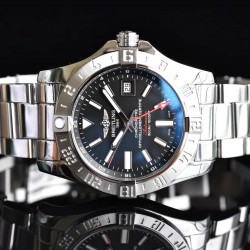 百年灵复仇者二代世界时间腕表（Avenger II GMT）凭借其超级实用的24小时第二时区显示功能脱颖而出，结合双向旋转表圈更可读取第三时区时间。与正品一比一复刻超级坚固的真正瑞士进口316L精钢表壳配备侧面加固防护装置（表壳直径43mm，厚度12.2mm），GF承诺每一块表都做到100%三度防水测试，搭载性能稳定的海鸥2836自动上弦机械机芯。经防滑设计的坚固表冠可提供便捷高效的功能调校。GF精品在此，你还在犹豫什么？