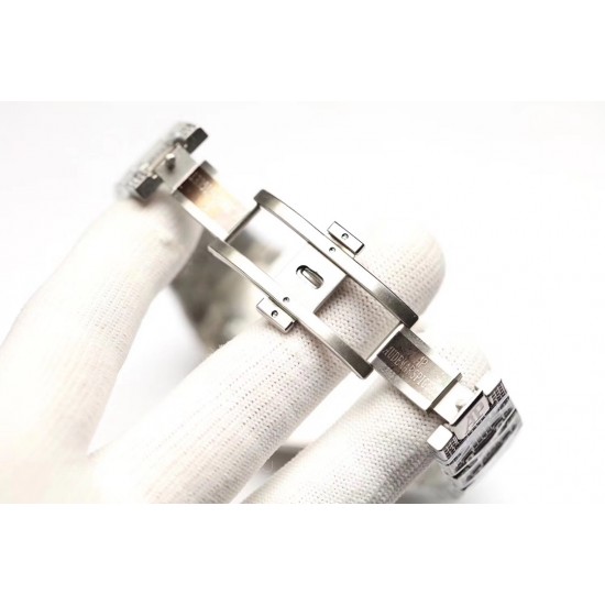 (K8新品)爱彼Audemars Piguet 皇家橡树系列 26320ST 26320BA 26320OR 钻石手表 搭载316L不锈精钢表壳 实心厚重钢带精选进口奥地利水钻 光彩闪耀 采用进口VK石英跑秒机芯 精准计时 耗时11个月 多功能钻石精装手表 尺寸42mm 重量170g (K8新品)爱彼Audemars Piguet 皇家橡树系列 26320ST 26320BA 26320OR 钻石手表 搭载316L不锈精钢表壳 实心厚重钢带精选进口奥地利水钻 光彩闪耀 采用进口VK石英跑秒机芯 精准计时 耗时11个月 多功能钻石精装手表 尺寸42mm 重量170g