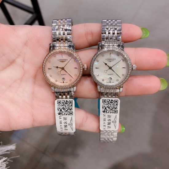 爆款浪琴女表316精钢表带 进口石英机芯（精准）耐磨蓝光玻璃。尺寸：女直径30mm厚10mm