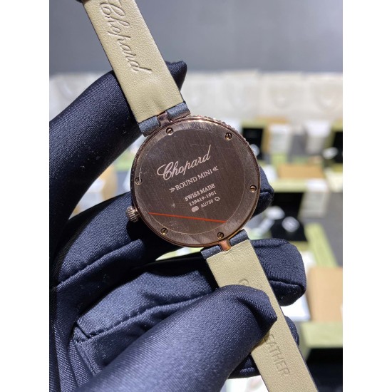 实拍 萧邦-Chopard,女士腕表 当华美珠宝邂逅钟表技艺,Chopard萧邦通过极致工艺将两者合一,奉献出绝世佳作 这件珠宝腕表作品凝聚了来自于Chopard萧邦珠宝工坊的工艺精华,将珠宝化身为腕表,绽放出无与伦比的璀璨光华 搭配进口石英 36mm 娟丝表带 实拍 萧邦-Chopard,女士腕表 当华美珠宝邂逅钟表技艺,Chopard萧邦通过极致工艺将两者合一,奉献出绝世佳作 这件珠宝腕表作品凝聚了来自于Chopard萧邦珠宝工坊的工艺精华,将珠宝化身为腕表,绽放出无与伦比的璀璨光华 搭配进口石英 36mm 娟丝表带