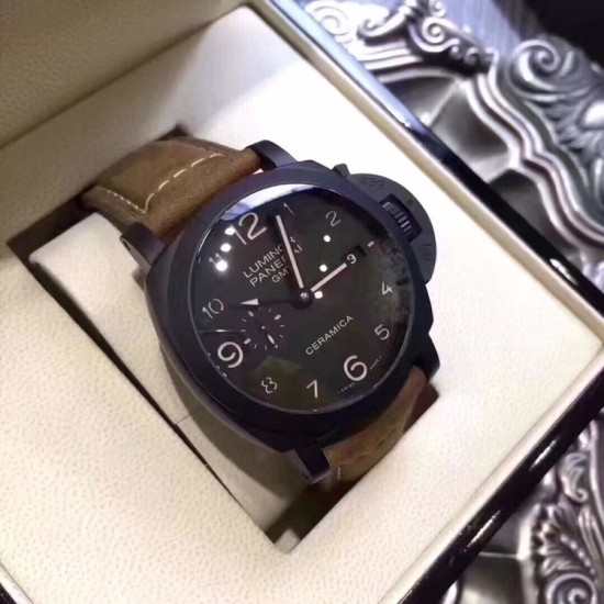⌚️ 沛纳海 PANERAI ⌚️弧型镀膜玻璃47mm*16mm头层牛皮表带搭配原装针扣➰全自动GMT机械✔️一款来自硬汉的手表! ⌚️ 沛纳海 PANERAI ⌚️弧型镀膜玻璃47mm*16mm头层牛皮表带搭配原装针扣➰全自动GMT机械✔️一款来自硬汉的手表!