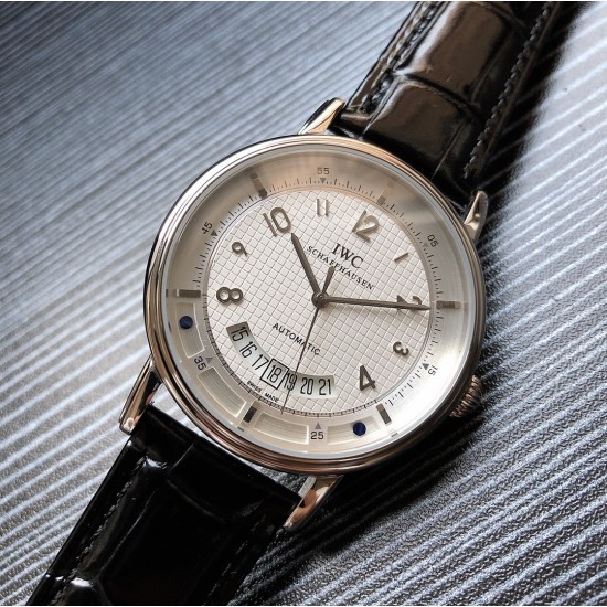 万国--IWC Z2 男士腕表 至臻精品,高雅品位 搭载全自动机械机芯 316L精钢表壳矿物强化玻璃镜面采用进口小牛皮真皮表带尺寸:直径40mm 厚度12mm 万国--IWC Z2 男士腕表 至臻精品,高雅品位 搭载全自动机械机芯 316L精钢表壳矿物强化玻璃镜面采用进口小牛皮真皮表带尺寸:直径40mm 厚度12mm