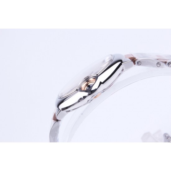 卡地亚蓝气球 CARTIER BallonBleu重磅更新 全新推出原版一档076机芯亮点一:采用原版076专用一档机芯,拔档即停秒调时。机芯摆频每小时28800次,动力储存为48小时,nh05只能放12小时,原版076能放一个周末。走时更加抗震防磁,精准稳定,摆脱nh05时不时修表的烦恼。亮点二:所有配件皆可与原装配件互换,厚度做到33款9.96mm/36款12.05mm,与原装基本保持一致。(所有款式齐全_均配备说明书一卡一码同步专柜防伪及跳码规律_细节处理能与原装相媲美_无惧专柜对比) 卡地亚蓝气球 CARTIER BallonBleu重磅更新 全新推出原版一档076机芯亮点一:采用原版076专用一档机芯,拔档即停秒调时。机芯摆频每小时28800次,动力储存为48小时,nh05只能放12小时,原版076能放一个周末。走时更加抗震防磁,精准稳定,摆脱nh05时不时修表的烦恼。亮点二:所有配件皆可与原装配件互换,厚度做到33款9.96mm/36款12.05mm,与原装基本保持一致。(所有款式齐全_均配备说明书一卡一码同步专柜防伪及跳码规律_细节处理能与原装相媲美_无惧专柜对比)