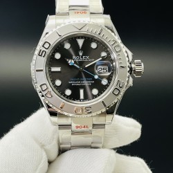 【DR Factory墙裂推荐】V2升级版 市场最高版本 Rolex劳.力士Yacht-Master超级进口904L游艇40毫米系列！1⃣️表带和表壳均为进口904钢铸造而成（打磨和抛光各个细节均非常细腻）手感十足.2⃣️圈口与正品一致的冲压下去（使之圈口与边缘无缝而且平整）3⃣️字面的颜色和放射纹工艺与正品基本一致[拳头][拳头][拳头]最强版904钢YM-游艇系列！DR Factory出品 必属精品 欢迎您的品鉴！