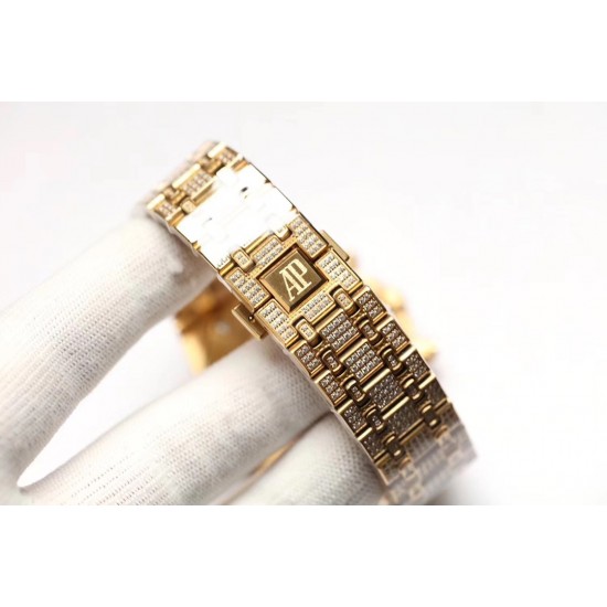 (K8新品)爱彼Audemars Piguet 皇家橡树系列 26320ST 26320BA 26320OR 钻石手表 搭载316L不锈精钢表壳 实心厚重钢带精选进口奥地利水钻 光彩闪耀 采用进口VK石英跑秒机芯 精准计时 耗时11个月 多功能钻石精装手表 尺寸42mm 重量170g (K8新品)爱彼Audemars Piguet 皇家橡树系列 26320ST 26320BA 26320OR 钻石手表 搭载316L不锈精钢表壳 实心厚重钢带精选进口奥地利水钻 光彩闪耀 采用进口VK石英跑秒机芯 精准计时 耗时11个月 多功能钻石精装手表 尺寸42mm 重量170g