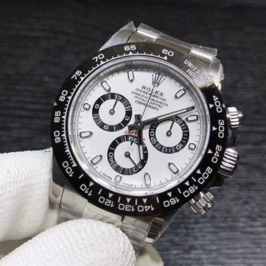 “熊猫眼”ROLEX 劳力士 迪通拿 腕表 116500LN-78590白盘 白色表盘功能盘镶黑色圈 ,旋入式表冠及按钮 ,精钢三排粒表带 ,中间抛光 ,两侧拉丝 ,折叠保险表扣 直径40mm ! “熊猫眼”ROLEX 劳力士 迪通拿 腕表 116500LN-78590白盘 白色表盘功能盘镶黑色圈 ,旋入式表冠及按钮 ,精钢三排粒表带 ,中间抛光 ,两侧拉丝 ,折叠保险表扣 直径40mm !