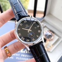 【品牌】欧米茄--OMEGA【机芯】全自动机械机芯【尺寸】直径40mm 厚度12mm【特性】蝶飞三针半月相机械男表，尊贵大气、简约优雅！