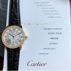 顶级复刻正品开模  CARTIER 卡地亚 X8 伦敦SOLO系列男款 CARTIER W6701010 正品开模，2892机，搭配真鳄鱼皮，喷砂日历，CNC深度加工把的镶嵌同正品同样的尖晶宝石，莫式硬度达到九级。表扣原装圆弧并喷砂处理，字体清晰 一表一码 三杰精致推荐男士精品机械腕表 精致传承真实效果 SJ品质的保证