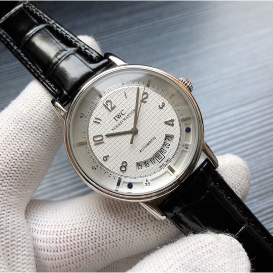 万国--IWC Z2 男士腕表 至臻精品,高雅品位 搭载全自动机械机芯 316L精钢表壳矿物强化玻璃镜面采用进口小牛皮真皮表带尺寸:直径40mm 厚度12mm 万国--IWC Z2 男士腕表 至臻精品,高雅品位 搭载全自动机械机芯 316L精钢表壳矿物强化玻璃镜面采用进口小牛皮真皮表带尺寸:直径40mm 厚度12mm