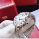 商品编卡地亚 CARTIER 伦敦系列情侣对表 ,原装开模,直径:中号36mm 小号29.5mm,自带真鳄鱼皮表带。原装瑞士石英机芯(机芯外观与原装一致)精钢可互换表带。实拍,欢迎转发!三杰实拍复刻1:1 高端产品商品规格:默认规格 商品编卡地亚 CARTIER 伦敦系列情侣对表 ,原装开模,直径:中号36mm 小号29.5mm,自带真鳄鱼皮表带。原装瑞士石英机芯(机芯外观与原装一致)精钢可互换表带。实拍,欢迎转发!三杰实拍复刻1:1 高端产品商品规格:默认规格