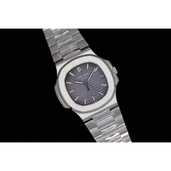 【“薄”大精深 从“芯”出发】全新升级V2版本 PATEK 。PHILPPE——鹦鹉螺5711/1A系列强势回归。1：1全新开模修正三件套壳 厚度仅9mm，修正了以往偏厚的现象，使之佩戴更贴合手腕。搭载全新定制版9015改原装CaI.324 S C洗花机芯。突破了无加夹板的情况下摆轮位置同步正品！定制级的人体工程学表带 修正了表带的铰链部分...[更多]