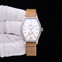 实拍 江诗丹顿-Vacheron Constantin 作为世界上历史悠久的钟表制造商从未停止生产，秉承悉力以赴，精益求精的品牌座右铭，其中有一款-Malte系列25530/000R-9742，经典酒桶型婉表，防磨水晶镜面，内部经反光处理，配置瑞士原装石英机芯，尺寸28.40*38.67毫米，厚度7.28毫米。表壳电镀18K白金/玫瑰金，表带有布绢带，牛皮带两种选择，针扣配带.市面最高版本，你值得拥有。