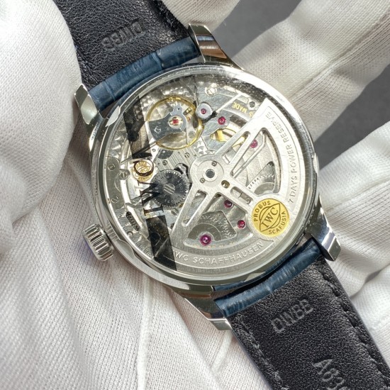 颜值第一!IWC 葡7 V5版 最新机芯、万国IWC-葡萄牙系列 七日链 葡七 自动机械机芯 独立小秒针 真动能指示 蓝宝石玻璃 42mm!zf厂出品,出货实拍 颜值第一!IWC 葡7 V5版 最新机芯、万国IWC-葡萄牙系列 七日链 葡七 自动机械机芯 独立小秒针 真动能指示 蓝宝石玻璃 42mm!zf厂出品,出货实拍