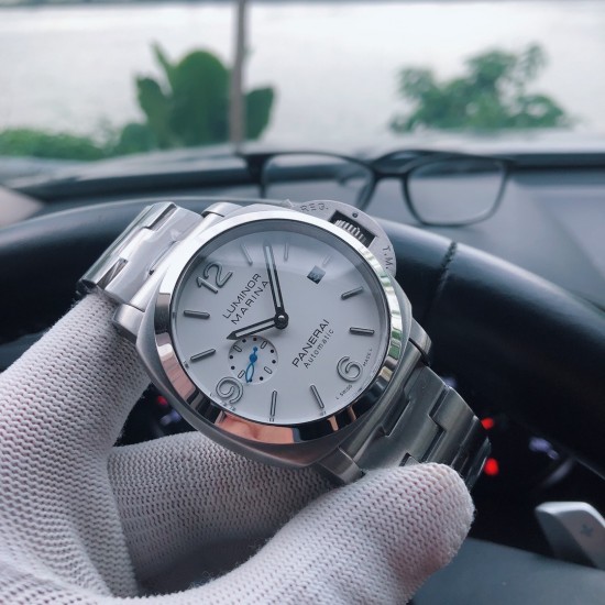 品牌：沛纳海--PANERAI  系列 ：LUMINOR PAM00078类型：男士顶级腕表  机芯：全自动机械机芯 表壳：316L精钢表壳 镜面：矿物强化玻璃 皮带：进口真牛皮表带 三杰卓越非凡 尽显男士魅力尺寸：直径44mm 厚度16mm。SJ为你精心打造超真实实物图拍摄 让你超真实实物图体验