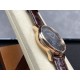 江诗丹顿 VC R39 Vacheron constantin 经典之美品鉴江诗丹顿 纵横四海系列 众横四海系列 逆跳日历款腕表 型号4000V/210A-B911 堪称意义非凡的里程碑之作。凝聚着日内瓦悠久制表传统的钟表复杂功能,体现出超凡技艺与时代风尚的绝妙融合。 采用自制Cal.2460 R31L/2机芯 直径41毫米 904钢带官网同步 一键拆卸 同时另可自由更换搭配胶带 皮带! 欢迎各大表友品鉴。 江诗丹顿 VC R39 Vacheron constantin 经典之美品鉴江诗丹顿 纵横四海系列 众横四海系列 逆跳日历款腕表 型号4000V/210A-B911 堪称意义非凡的里程碑之作。凝聚着日内瓦悠久制表传统的钟表复杂功能,体现出超凡技艺与时代风尚的绝妙融合。 采用自制Cal.2460 R31L/2机芯 直径41毫米 904钢带官网同步 一键拆卸 同时另可自由更换搭配胶带 皮带! 欢迎各大表友品鉴。