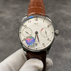 颜值第一！ZF出品。IWC 葡7 V5版 最新机芯、万国IWC－葡萄牙系列 七日链 葡七 自动机械机芯 独立小秒针 真动能指示 蓝宝石玻璃 牛皮表带42mm[色][色]出货实拍