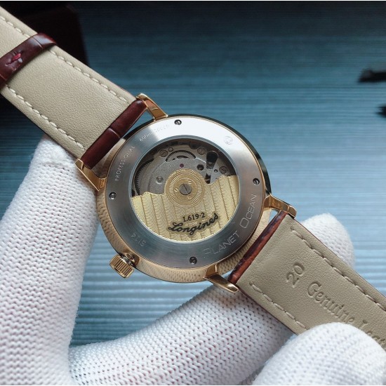 2019年度最新款 浪琴Longines  S8 全面出货！成功商务人士必备 锅盖型复古玻璃  压弯字面 百分之百超强防水  [咖啡][咖啡]品牌：浪琴 Longines 类型：[酷]男士腕表表壳：316精钢（做工优质）表带：进口小牛皮/简约针扣机芯：进口8215全自动机械机芯（走时稳定）玻璃：高级强化镀膜镜面尺寸：直径41mm，厚度12mm 三杰精致推荐男士机械腕表 SJ为你精心挑选超真实实物图拍摄