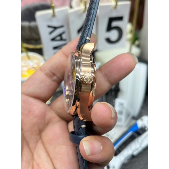 IWC 万国 葡萄牙七日链“编织表带”尺寸42mm，定制版机械机芯 ！